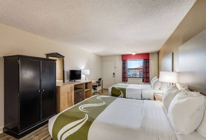 Номер Стандарт 2 Двуспальные Кровати, Quality Inn & Suites Hot Springslake Hamilton