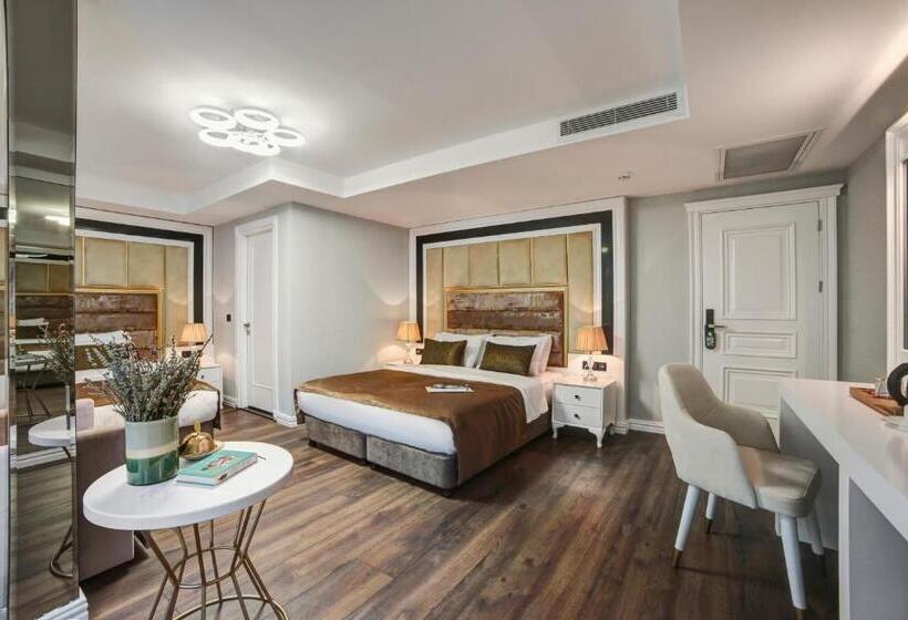 اتاق خانوادگی, Pell Palace Hotel & Spa