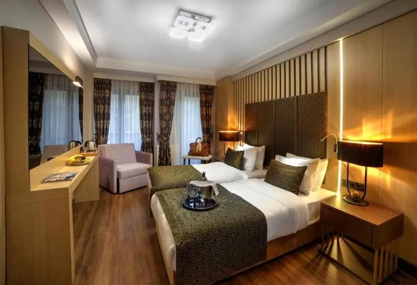 デラックスルーム, Pell Palace Hotel & Spa