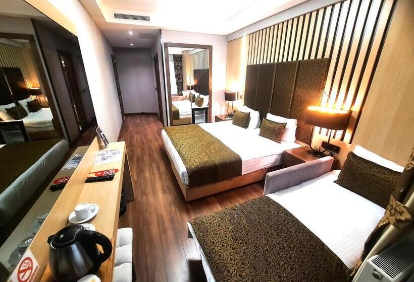 اتاق لوکس, Pell Palace Hotel & Spa