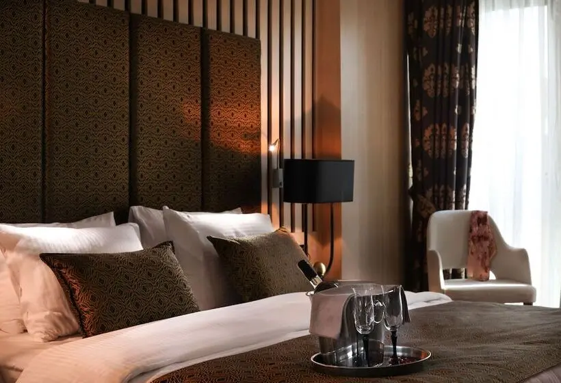 エコノミールーム, Pell Palace Hotel & Spa