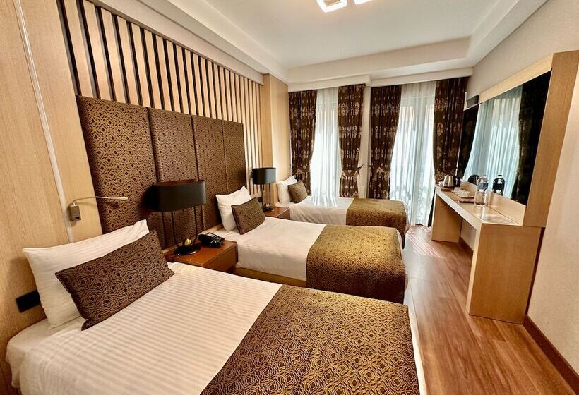 اتاق سوپریور سه تخته, Pell Palace Hotel & Spa