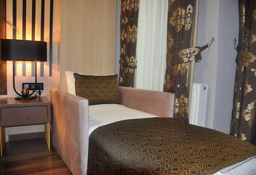 اتاق خانوادگی, Pell Palace Hotel & Spa