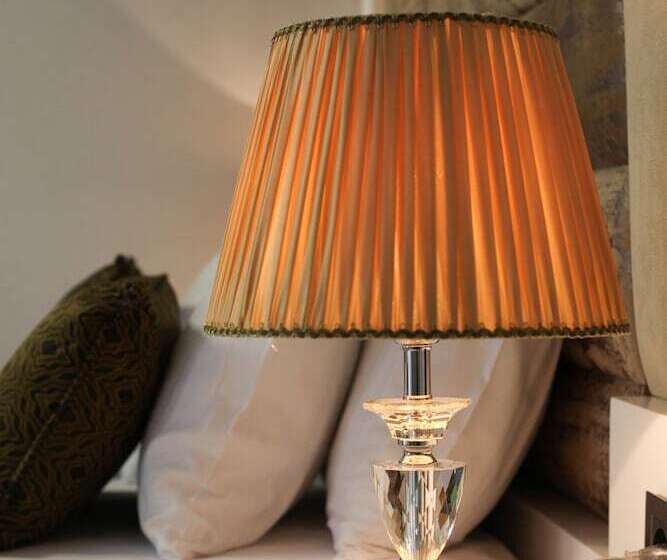 اتاق خانوادگی, Pell Palace Hotel & Spa