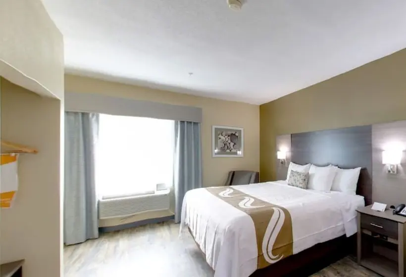 スイート, Quality Inn & Suites Roanoke   Fort Worth North
