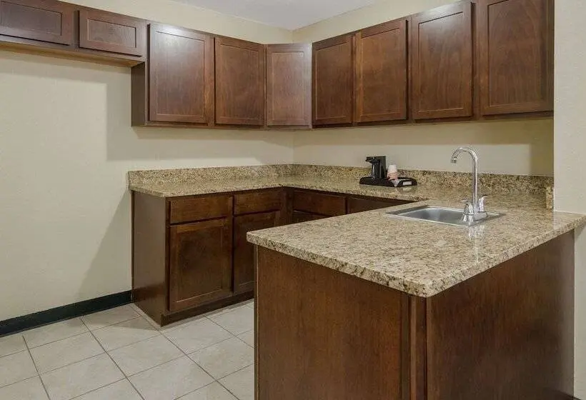 スイート, Quality Inn & Suites Roanoke   Fort Worth North
