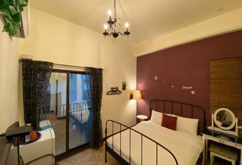 اتاق لوکس با بالکن, 墾丁好消息民宿good News