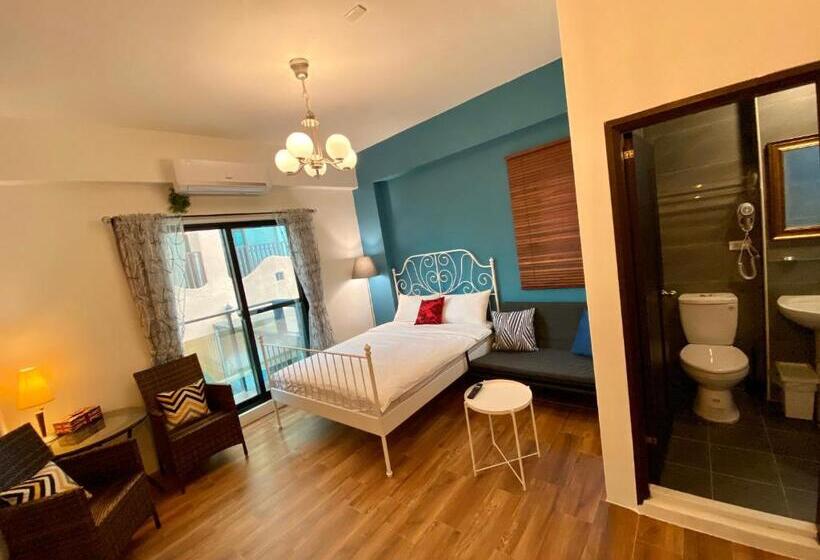 اتاق لوکس با بالکن, 墾丁好消息民宿good News