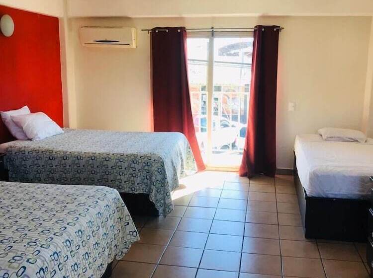スタンダード5人部屋, Chapala