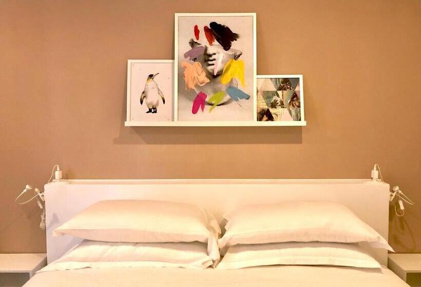 استودیوی لوکس, Mimì Rooms&studios