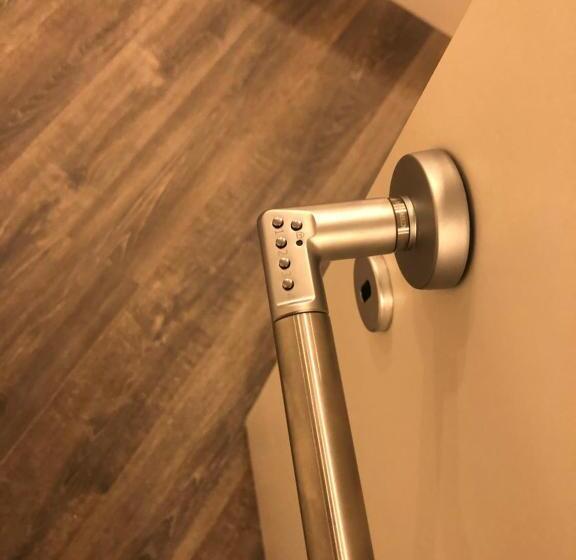 استودیوی لوکس, Mimì Rooms&studios