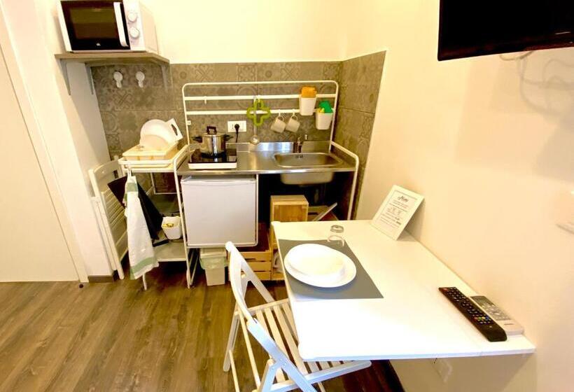 استودیوی لوکس, Mimì Rooms&studios