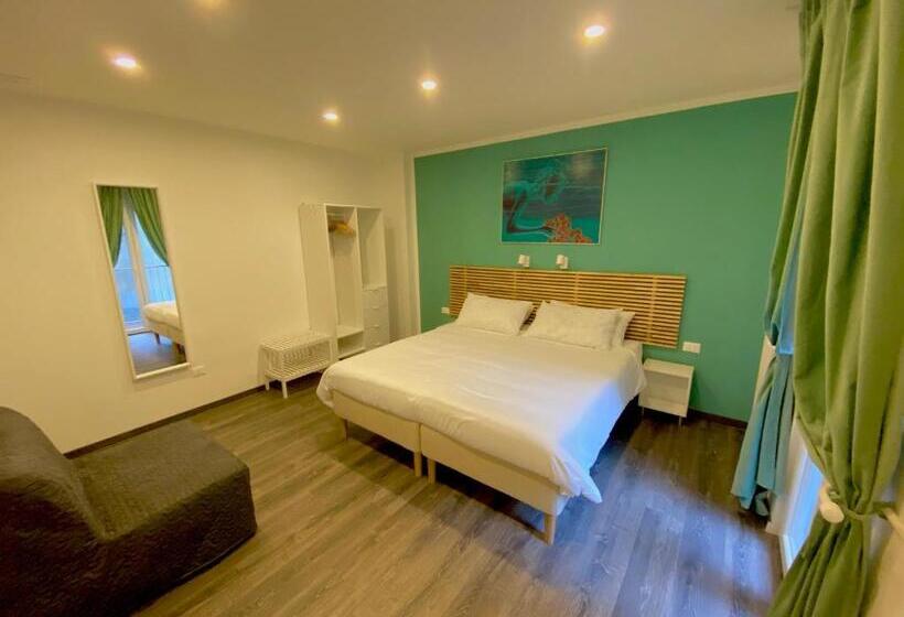 Superior studio with balcony, Mimì Rooms&studios