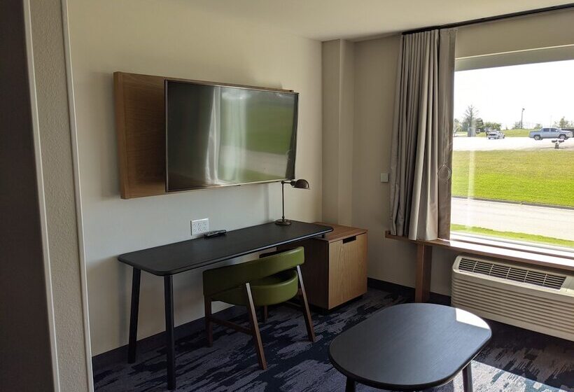 Люкс, Fairfield Inn & Suites Lincoln Crete
