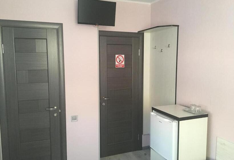 חדר סטנדרט, Guest House Max