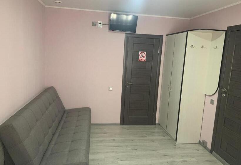 חדר משפחתי דלוקס, Guest House Max