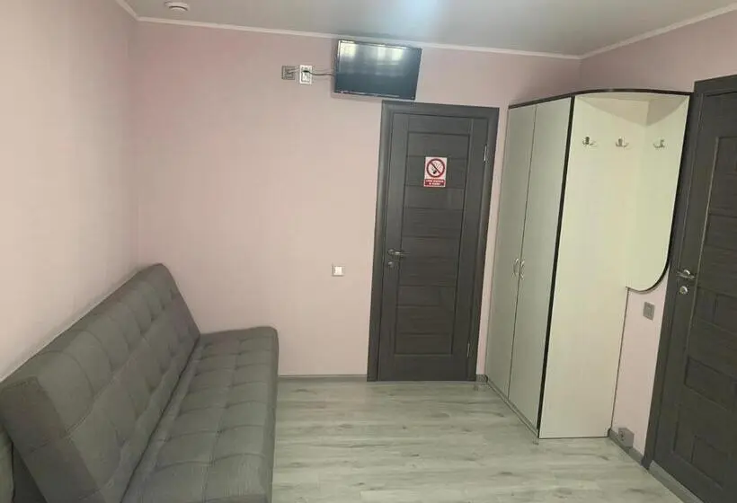 Quarto Familiar Deluxe, Guest House Max