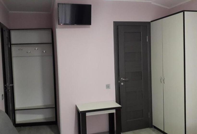 חדר משפתחתי סופריור, Guest House Max