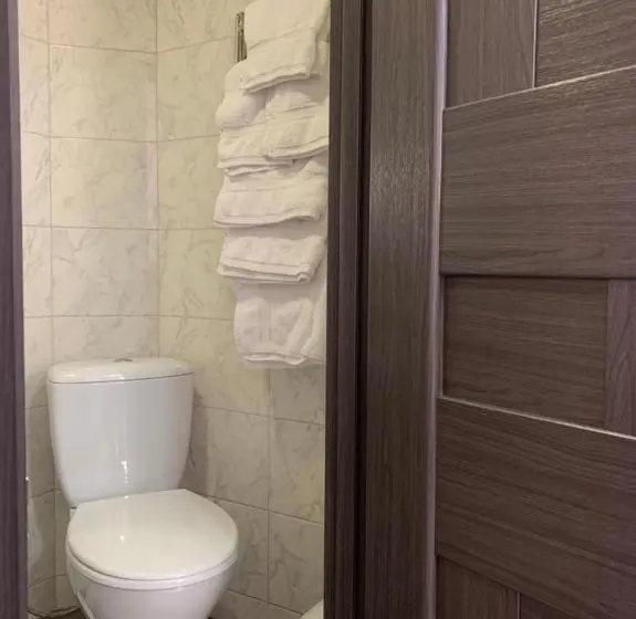 Quarto Triplo Estandar, Guest House Max