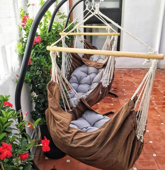 공동 객실, Hostel Numero Trece   Free Towels, Coffee Beans And Remote Check In!