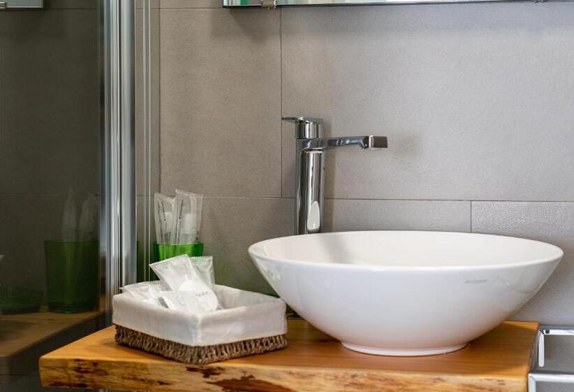 غرفة قياسية سرير كينج, Fanny B&b