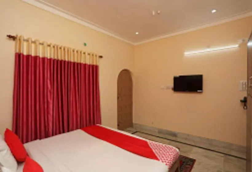 デラックスルーム, Kristi Guest House, Shantiniketan