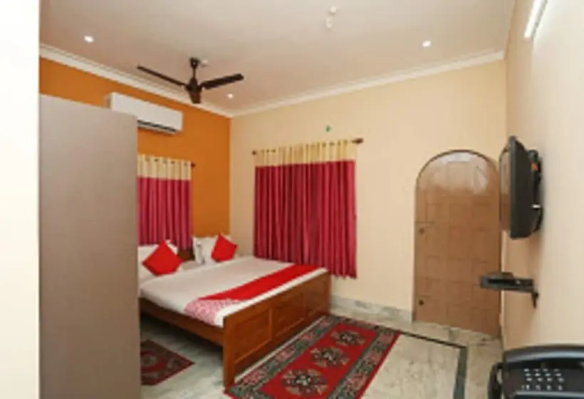 デラックスルーム, Kristi Guest House, Shantiniketan