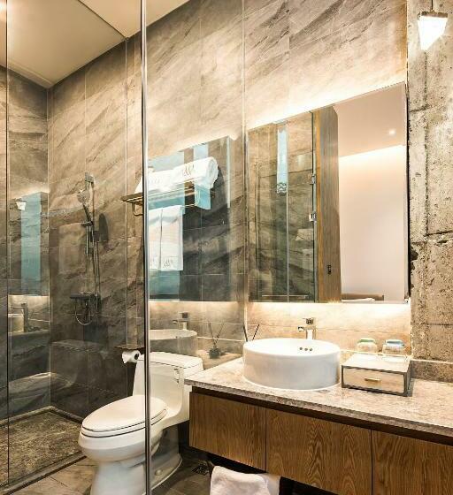 اتاق لوکس با تخت بزرگ, The Mont Mirage