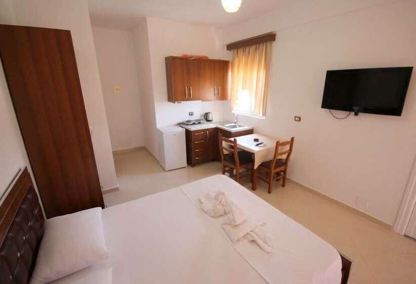 舒适三人间, Four Islands