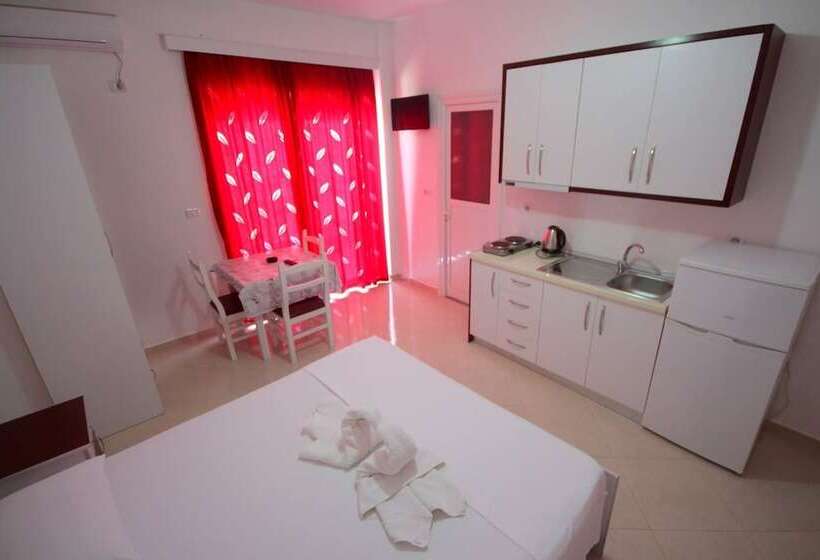 舒适三人间, Four Islands