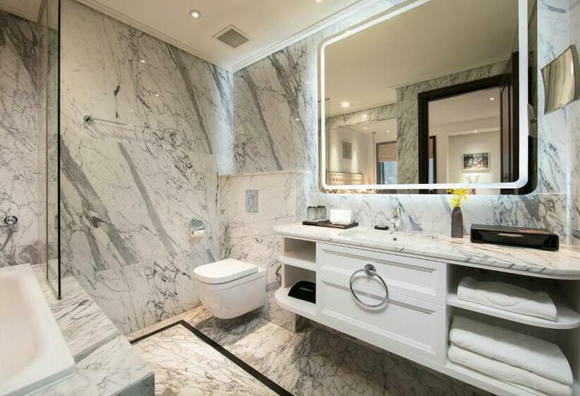 Superior Interior Room, Anatole Hotel Hanoi