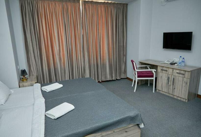 غرفة ديلوكس, Muqaddas