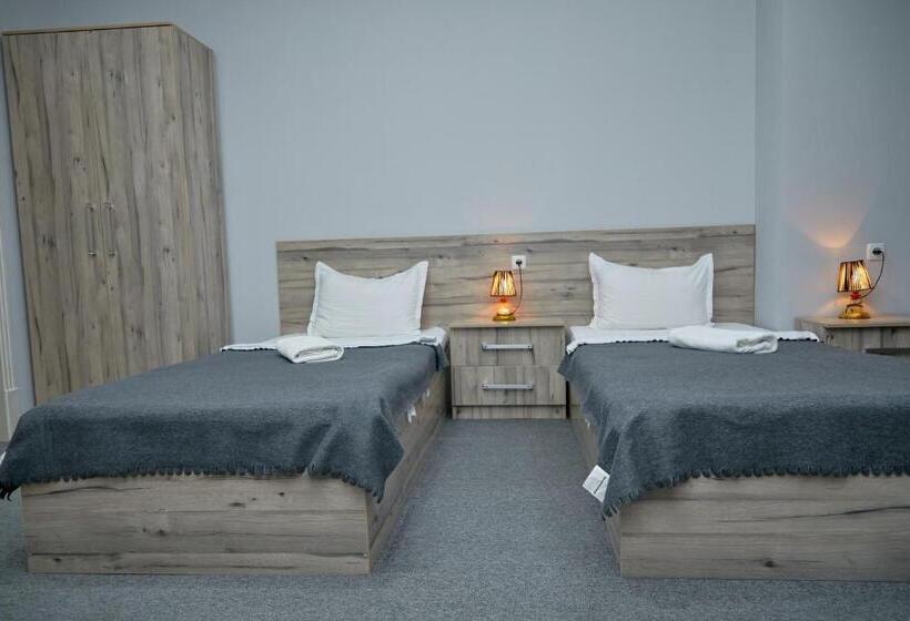 غرفة ديلوكس, Muqaddas