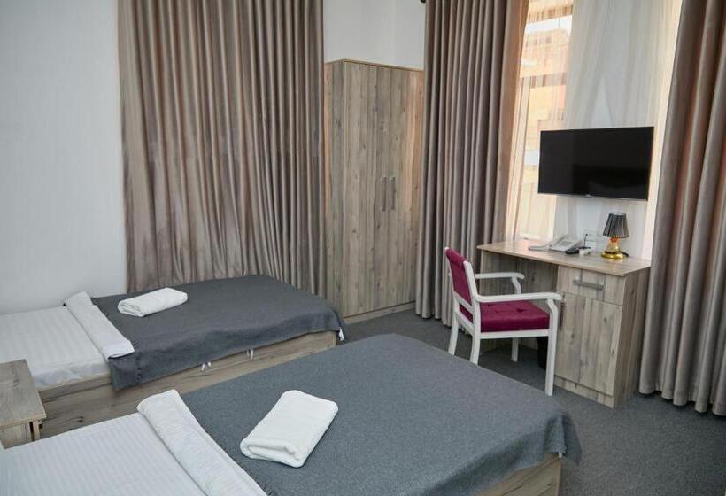 غرفة ديلوكس, Muqaddas