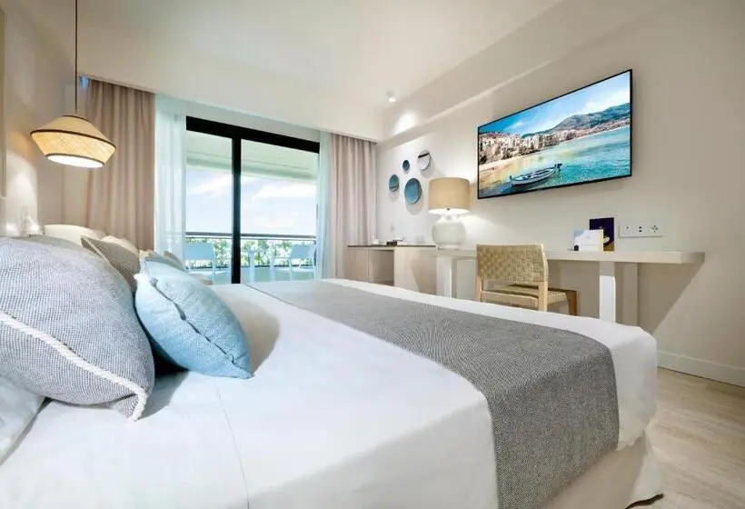 اتاق لوکس, The Signature Level at Grand Palladium Sicilia Resort & Spa