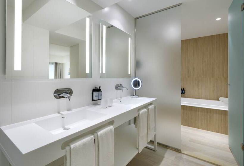 סוויטה, The Signature Level at Grand Palladium Sicilia Resort & Spa