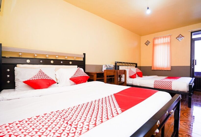 Quarto Familiar, Tengger Indah Bromo Homestay At Desa Wisata Bromo Mitra Reddoorz