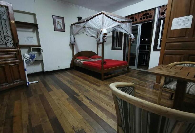 اتاق استاندارد, St Antoine