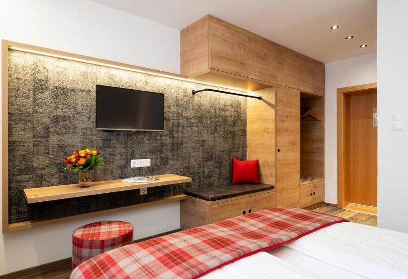 Номер Стандарт, Alte Post