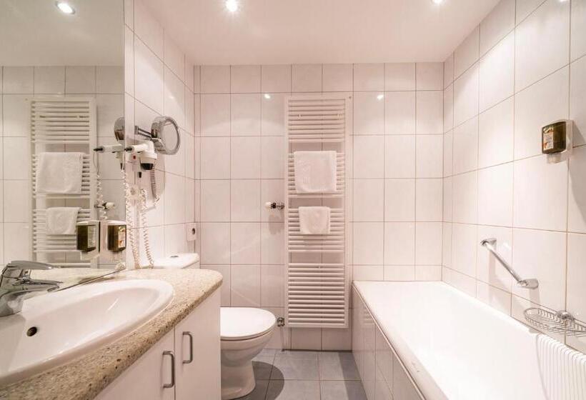 Семейный Номер, Alte Post