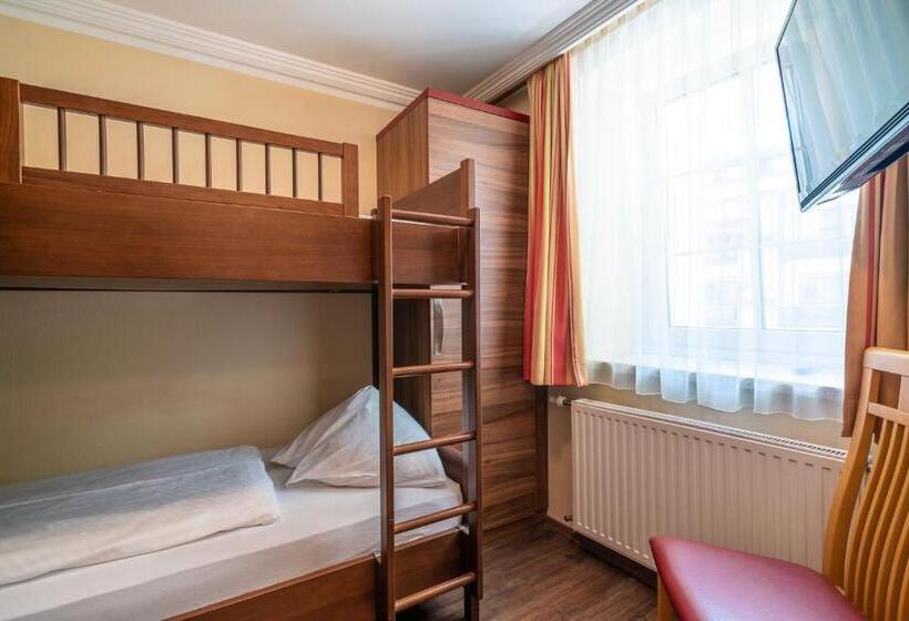 Семейный Номер, Alte Post