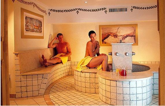 غرفة قياسية, Garni Caroline