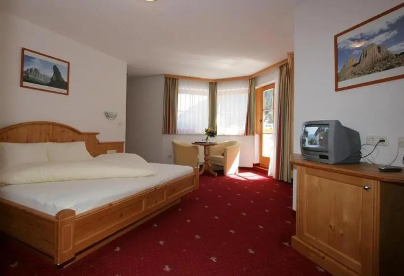 Quarto Estandar com Sacada, Garni Litzner