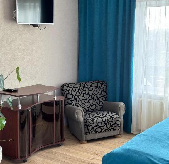 اتاق خانوادگی, Laguna