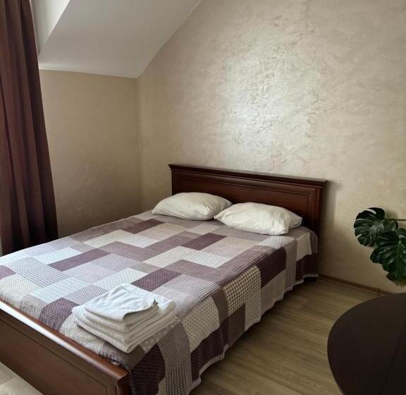 Quarto Estandar, Laguna