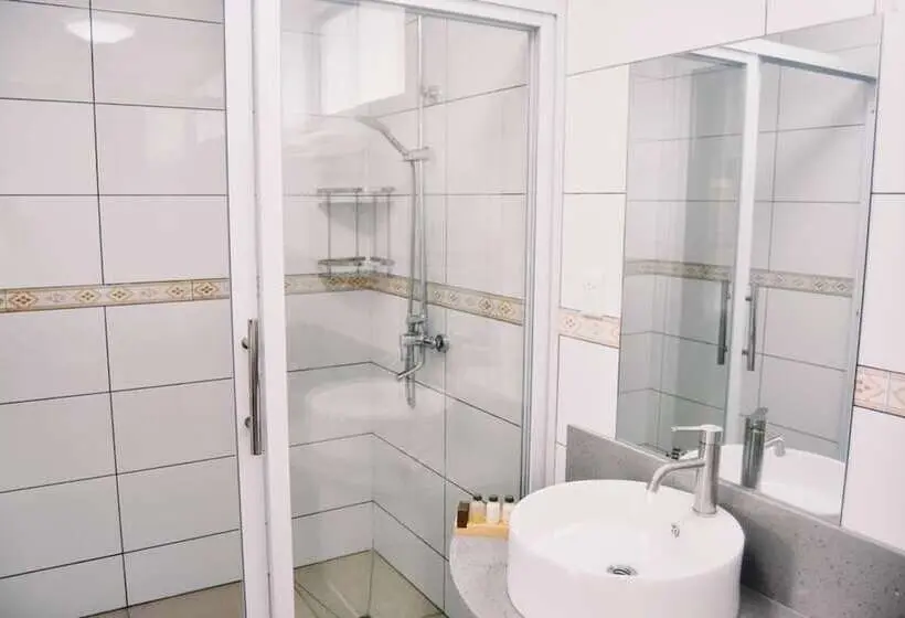 اتاق استاندارد, Le Sanita