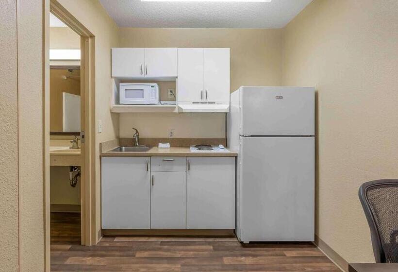 스탠다드 스튜디오, Extended Stay America Suites   Charleston   North Charleston