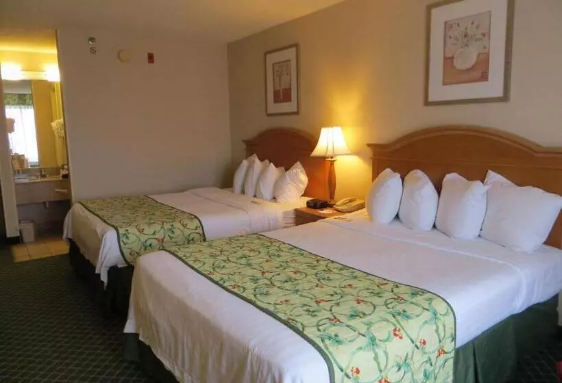 اتاق استاندارد با 2 تخت دوبل, Baymont By Wyndham Kalamazoo East