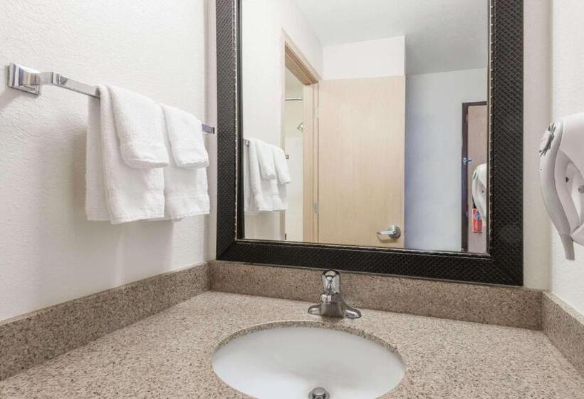 Люкс Deluxe Кровать Кинг, Baymont By Wyndham Santa Fe