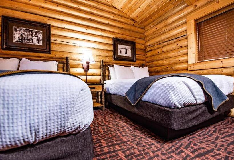 Хижина, Elk Country Inn